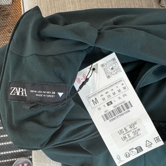 Green draped Zara maxi dress - Picture 2 of 5